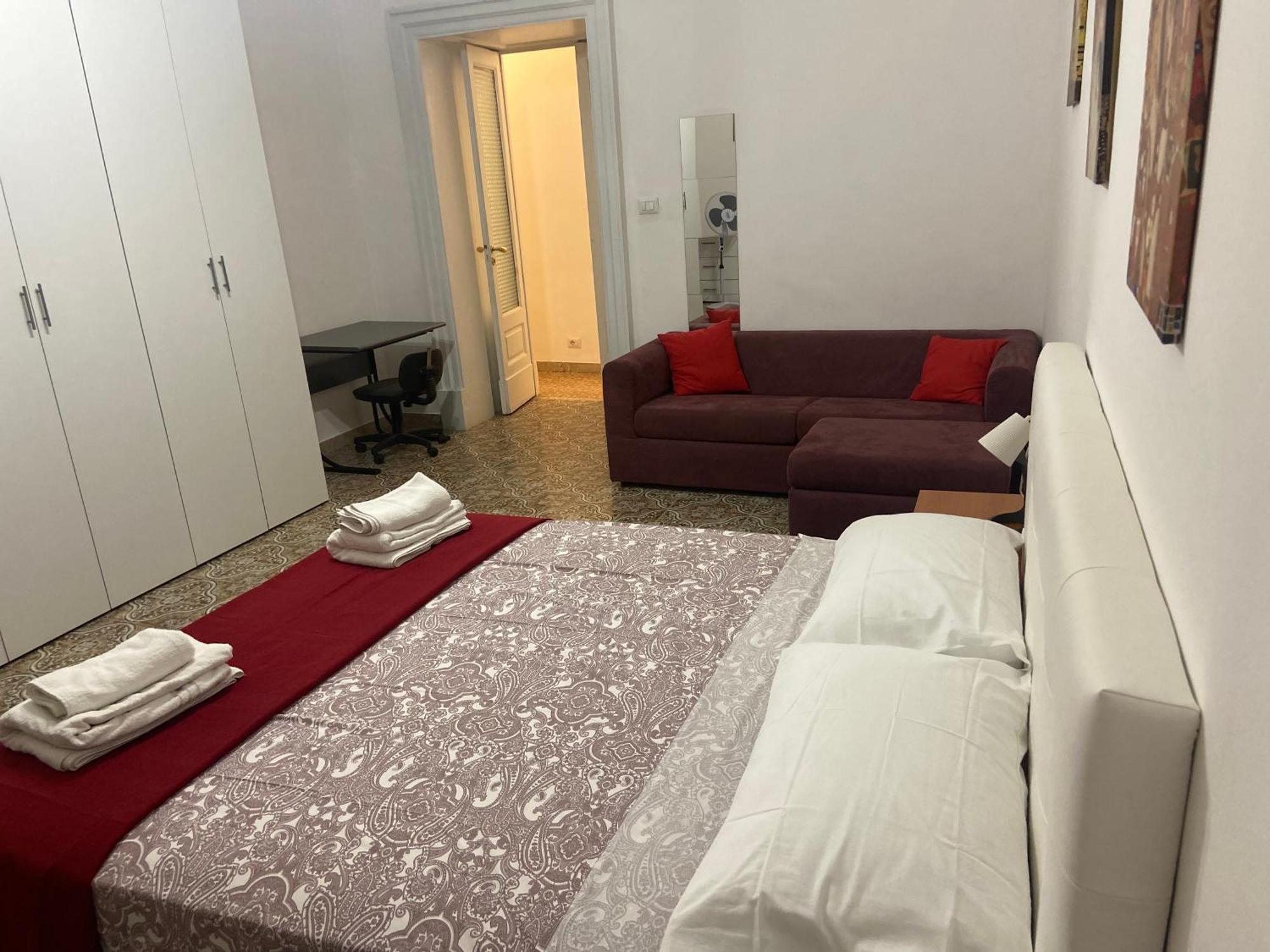 Casa Vacanza La Collegiata Κατάνια Εξωτερικό φωτογραφία